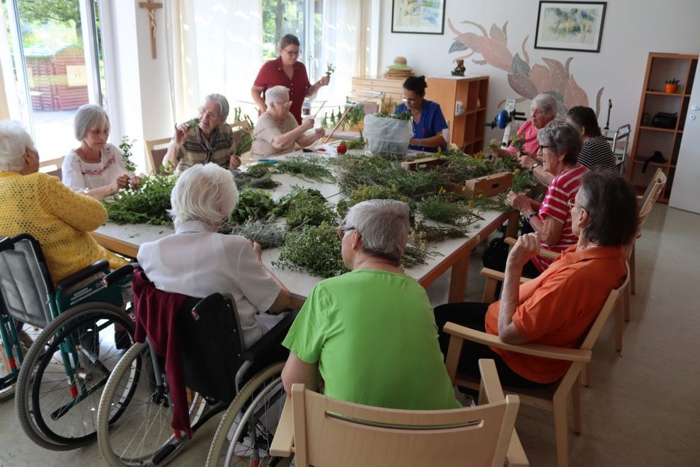 Sommerfest mit Kräuterweihe