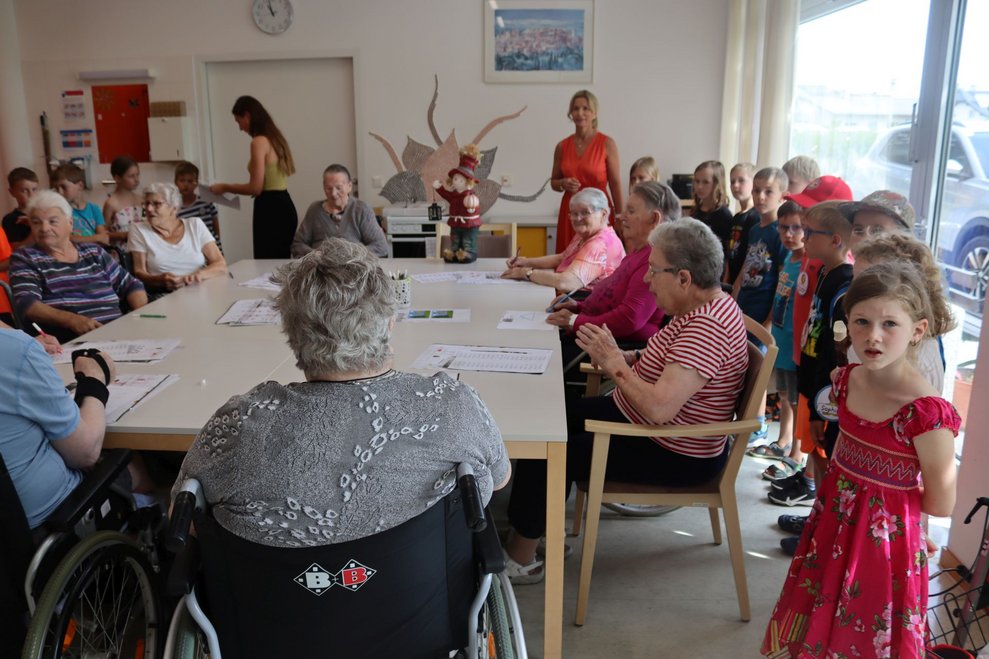 Überraschungsbesuch der Volksschulkinder