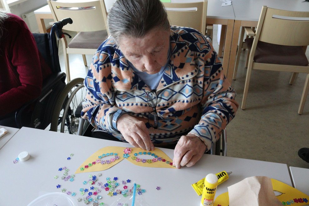 Selbst gebastelte Faschingsmasken