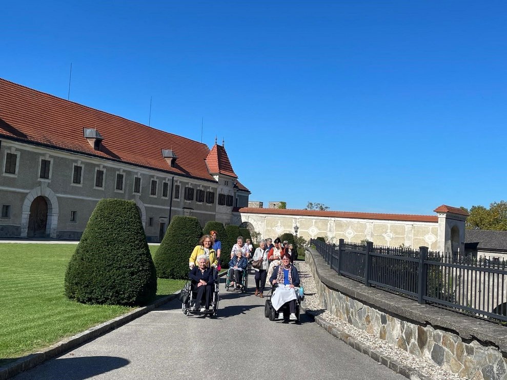Festmesse im Habsburg-Schloss