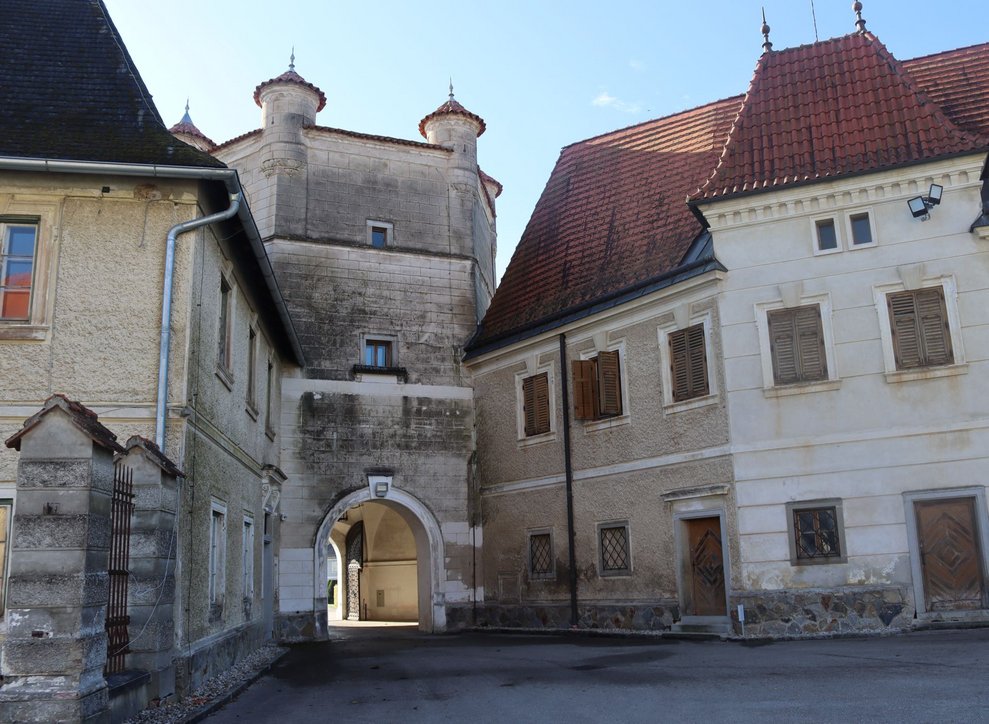 Festmesse im Habsburg-Schloss