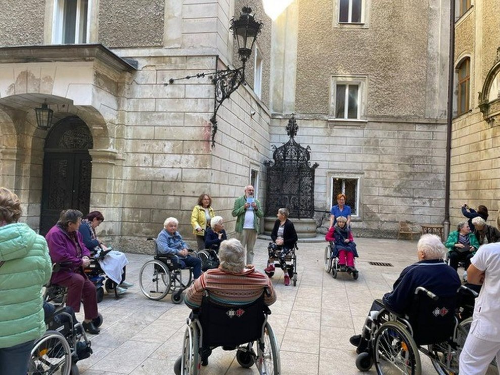 Festmesse im Habsburg-Schloss