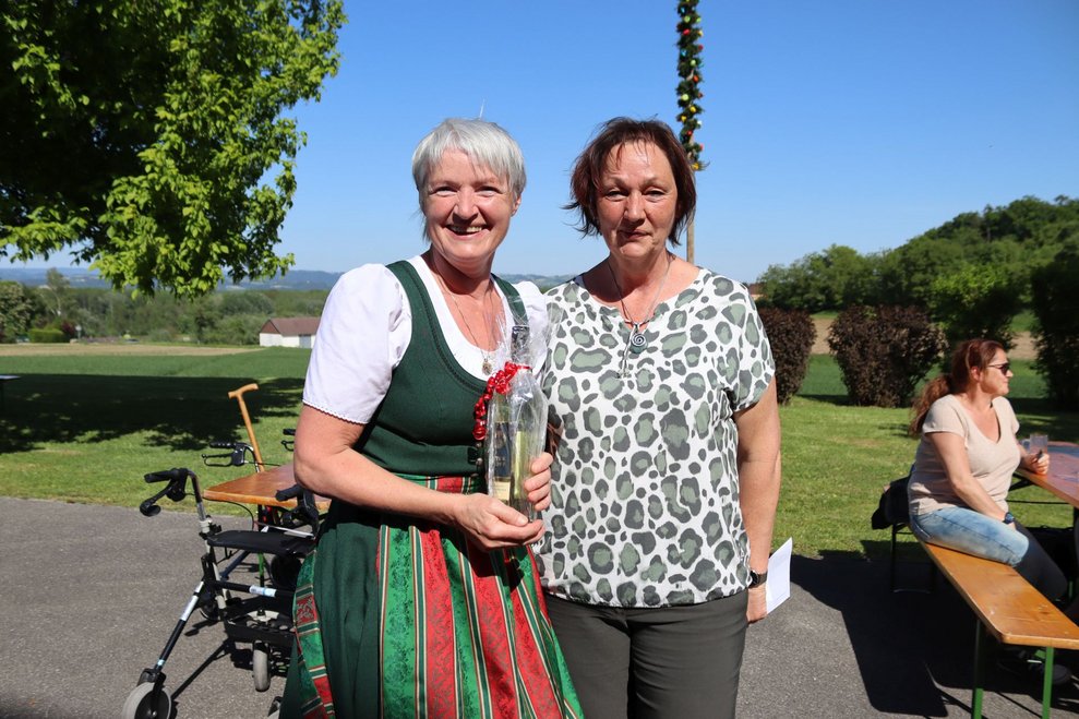 Unser Maibaum steht!
